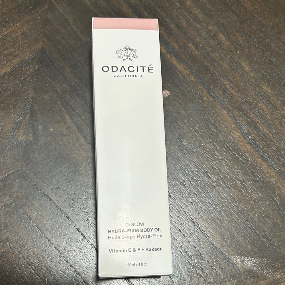 Odacité G-Glow Hydra-Firm Body Oil - White